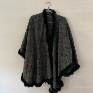 V. FRAAS Ruana Grey Rabbit Fur Shawl Wrap One Size Winter